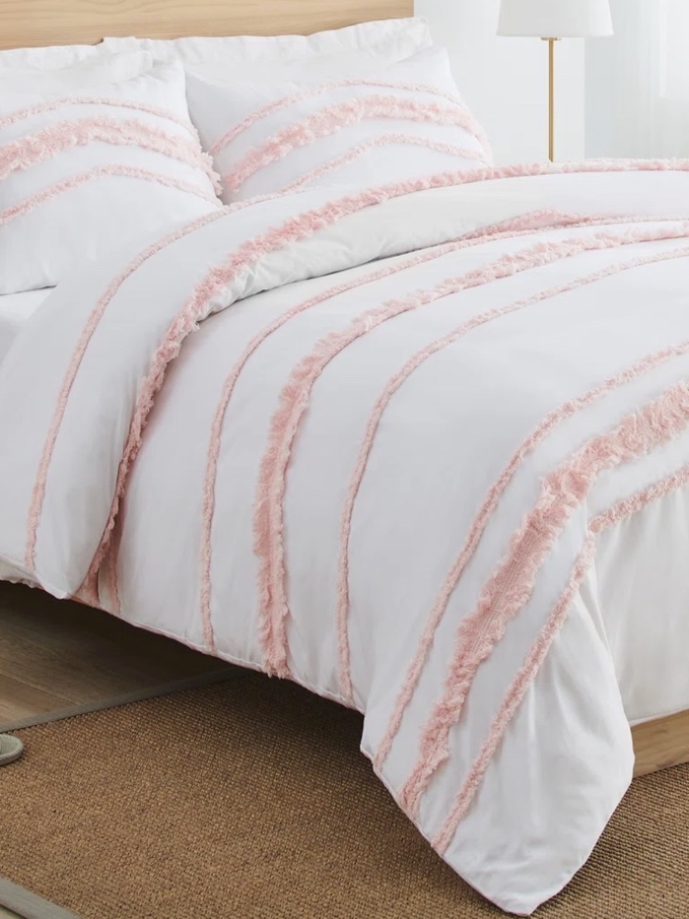 White and Pink Chenille Twin Duvet and Sham